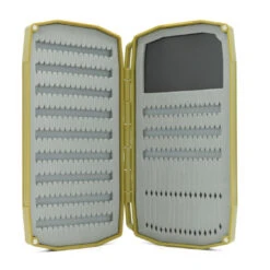 UMPQUA UPG FOAM WEEKENDER LARGE FLY BOX